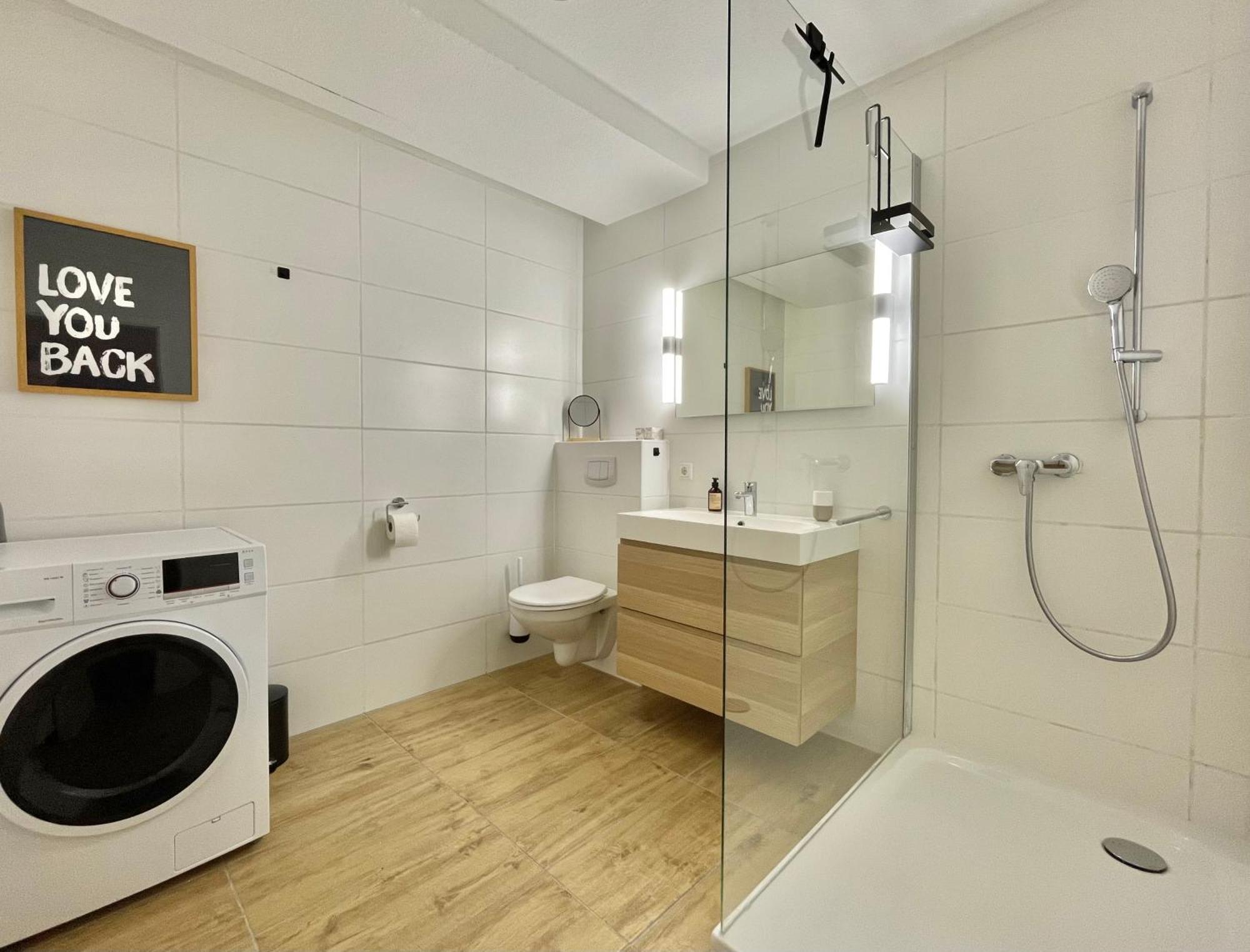 Stadt-Oase - Kostenlos Parken, Ruhig, Kliniken, Gop, Bali-Therme, Boxspringbett 바트왼하우젠 외부 사진