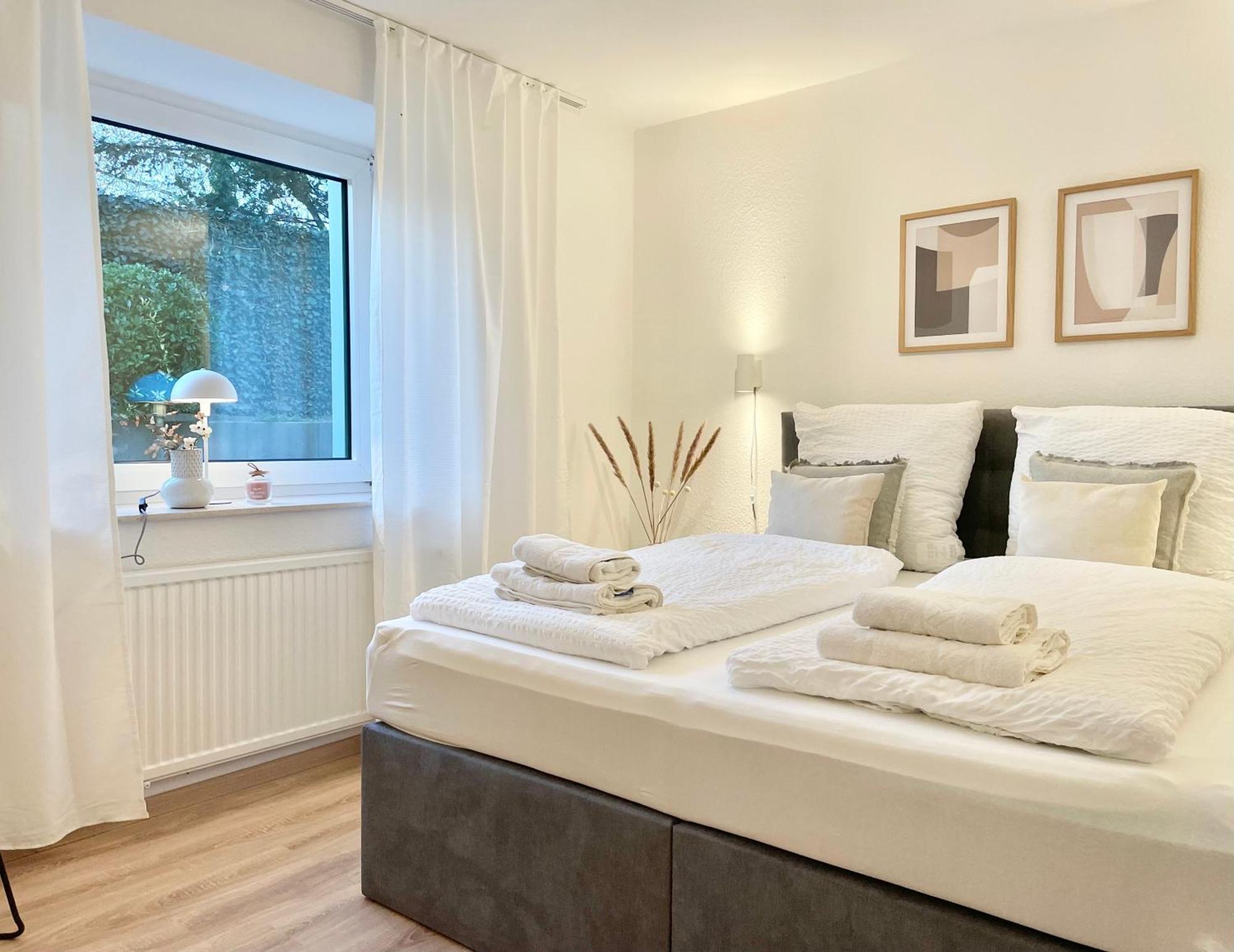 Stadt-Oase - Kostenlos Parken, Ruhig, Kliniken, Gop, Bali-Therme, Boxspringbett 바트왼하우젠 외부 사진