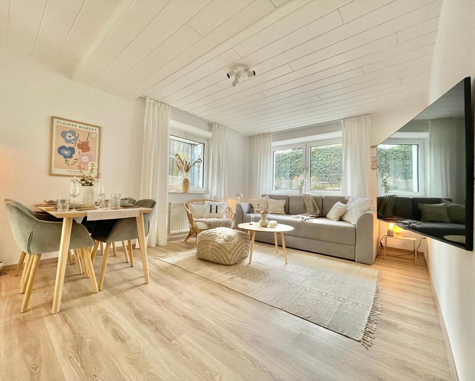 Stadt-Oase - Kostenlos Parken, Ruhig, Kliniken, Gop, Bali-Therme, Boxspringbett 바트왼하우젠 외부 사진
