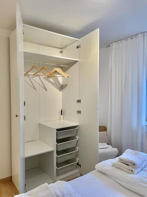 Stadt-Oase - Kostenlos Parken, Ruhig, Kliniken, Gop, Bali-Therme, Boxspringbett 바트왼하우젠 외부 사진