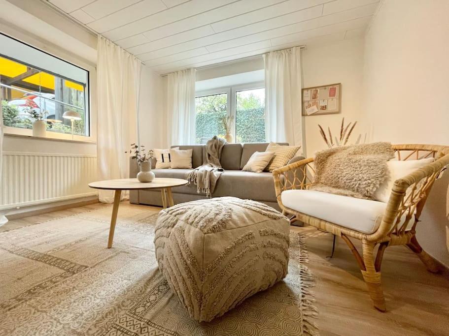 Stadt-Oase - Kostenlos Parken, Ruhig, Kliniken, Gop, Bali-Therme, Boxspringbett 바트왼하우젠 외부 사진