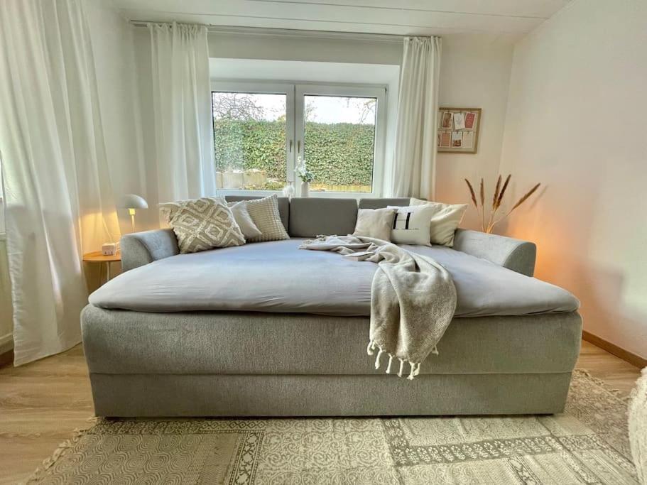 Stadt-Oase - Kostenlos Parken, Ruhig, Kliniken, Gop, Bali-Therme, Boxspringbett 바트왼하우젠 외부 사진
